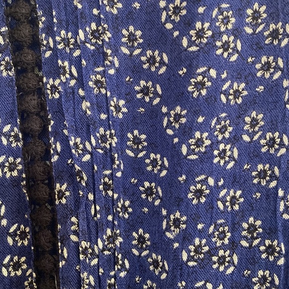 California Moon Rise Blue Floral Peasant Dress Size M - Picture 11 of 16